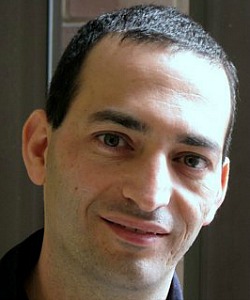Dr. Eran Elhaik